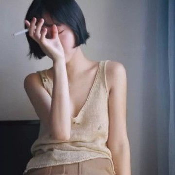 高冷霸气韩范女生头像