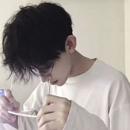 情头男头喜欢你怎会是临时起意,从来是蓄谋已久...