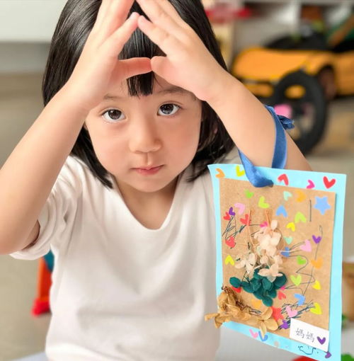 杨怡带妈妈婆婆过母亲节,同框画面温馨有爱,小珍珠姐弟软萌出镜