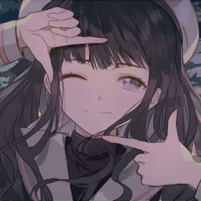 动漫女生头像可爱呆萌想你的时候情不自禁地微笑