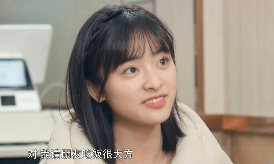 迪丽热巴用错表情包,蔡徐坤粉丝围剿,有些事情太过认真会伤心