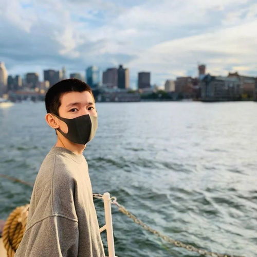 tfboys王源表情包头像壁纸来啦