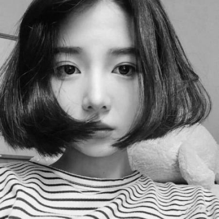 短发黑白女生头像,每一张都很美丽