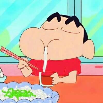 蜡笔小新吃货图片蜡笔小新吃零食吃面表情包图片