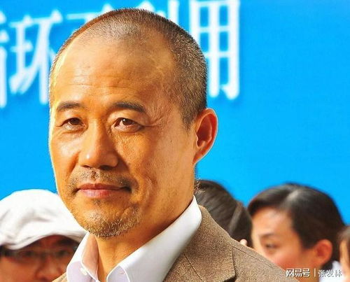 抛弃结婚28年原配,67岁迎娶小30岁女星,老来得女的他现状怎样