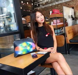 五十岁的图片女生头像牙医
