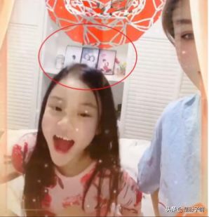 李小璐贾乃亮频繁互动,这是要复合的节奏吗