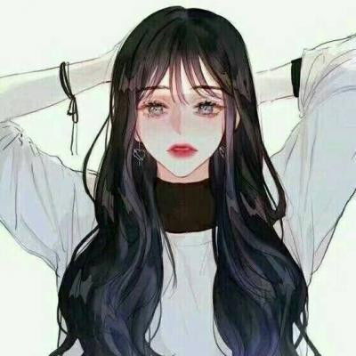 他不想公布我们的关系,我内心很委屈,后来我才明白他不喜欢我