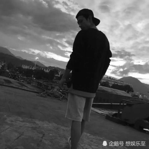痞帅痞帅的张一山超帅头像分享一波