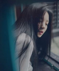 女头森系长发侧面唯美