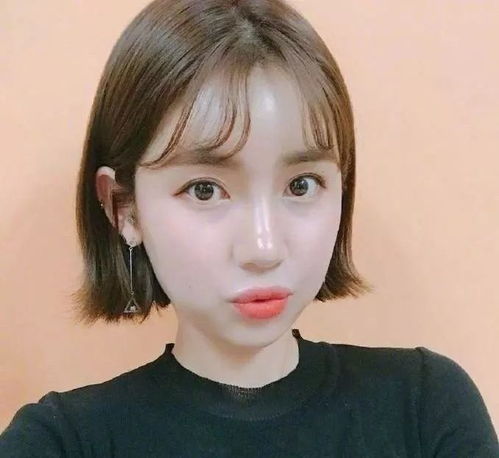 短发女生卡通头像图片换发型