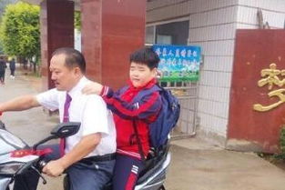 谢广坤的孙子谢腾飞长大了,谢飞机还是一如既往的胖
