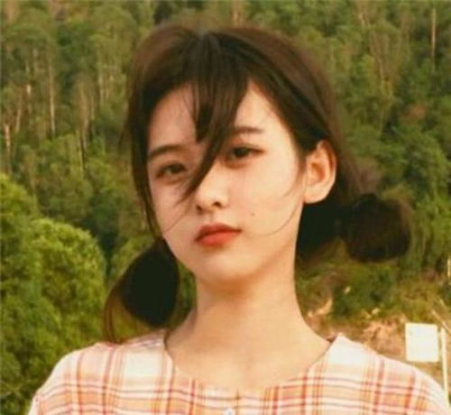 70后沉稳微信头像女人小s