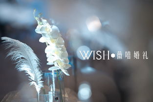 银灰色低调奢华干净简约