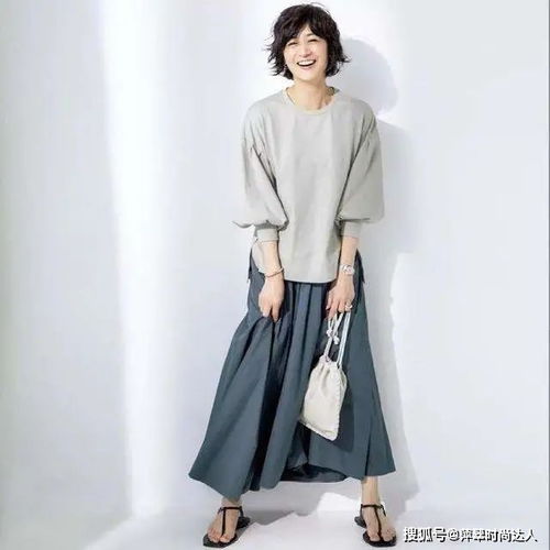她才是五十多岁女人的穿衣榜样简单耐看又高级,优雅大气又减龄