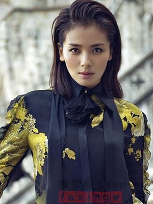 女人减龄发型