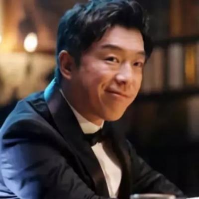 他让谢娜哭了三次,让邓超害怕,连黄渤都要喊他师爷