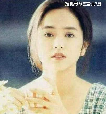 曾与林志颖合称金童玉女,如今林志颖还是不老男神,她却像个老太