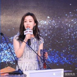 王石女友近照曝光发誓这辈子不依靠男人