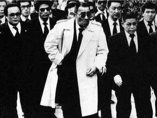 日本黑帮老龄化670岁的老人在街头火拼,这社会到底怎么了