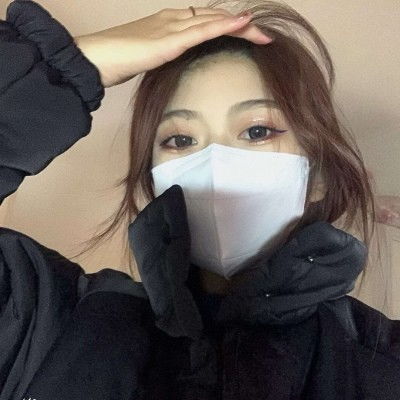 预防疫情的戴口罩文案女头像