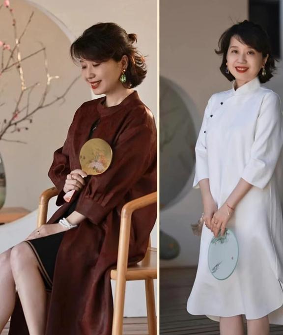 这才是优雅知性的50岁女人穿连衣裙选长不选短,不扮嫩,不花哨