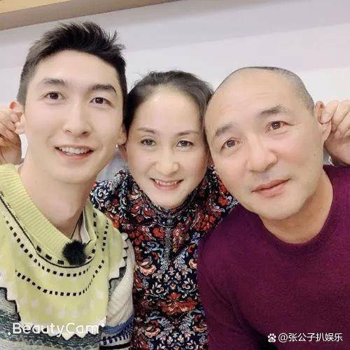 武大靖吃过的所有苦都成为成功路上的垫脚石中国健儿,好样的