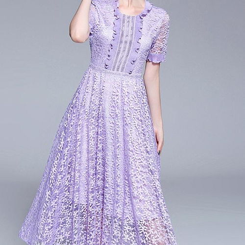 真美,头一次见这么美的连衣裙,妈妈穿上真合适,高贵舒适超减龄