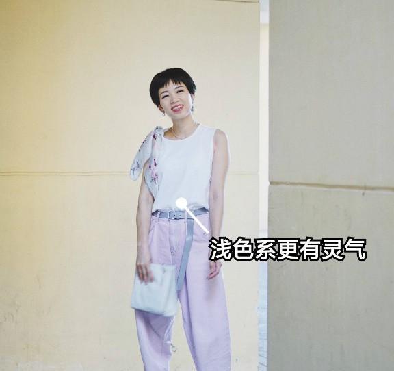 40岁女人胖一点更有魅力,穿衣打扮别刻意装嫩,随性些其实更优雅