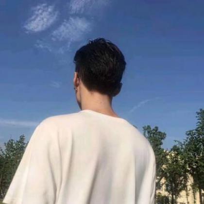 情侣头像背影一对分开,望着远方敬我余生不悲欢