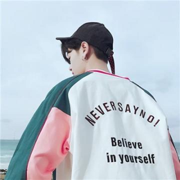 唯美帅气2019小清新背影男生头像能轻易抢走的东西都是垃圾
