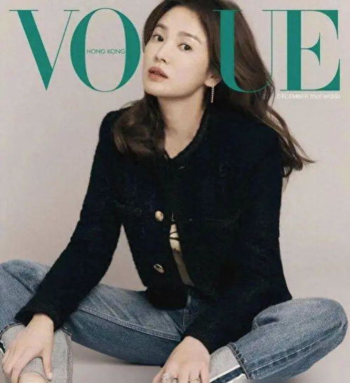 宋慧乔打开了我对40岁以上女人穿衣的想象注重色彩和款式更高级