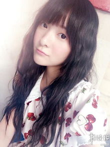 二次元美少女徐娇晒出囤货自拍造型百变风格都很可爱