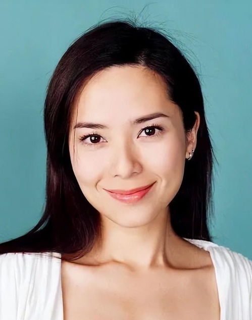 回顾那个倒贴3套房嫁到河南农村的混血港姐郭羡妮,怎样了