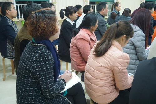 女老师发错信息到家长群,因无法撤回而道歉,家长们却不接受