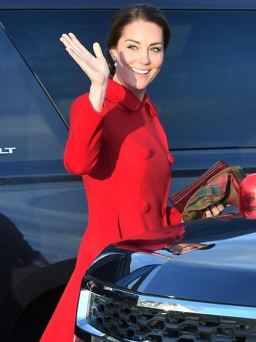 40多岁女人都该有件红色大衣,学凯特王妃这么穿,优雅到骨子里