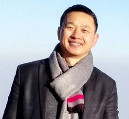 做老师卖涂料刷墙泰州这个50岁男人接连改行,现如今年营业额5000万