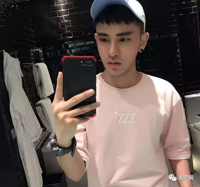 鼻子做了8次,下巴做4次,30个月整了30次来看看成果吧