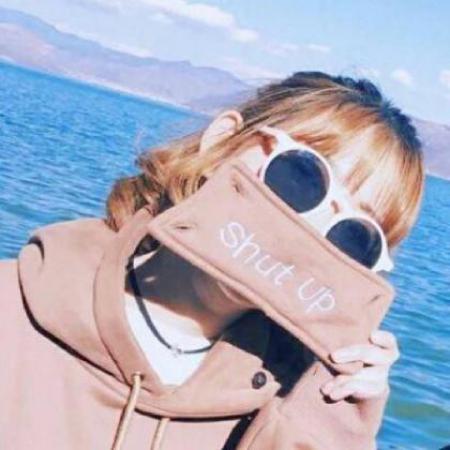 独特情侣头像一对两张一男一女做好自己你一定会喜欢的