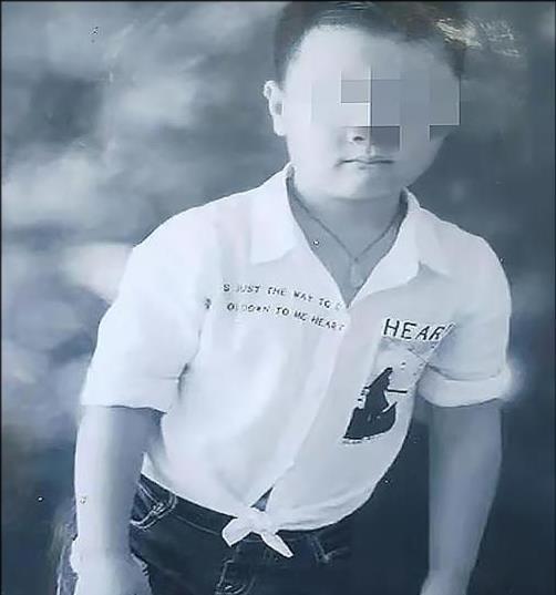 冷漠拍摄,9岁男孩被活活打死,近30分钟无人去施救