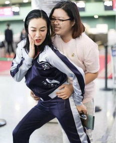 和粉丝合影胡歌卖萌杨洋寸头帅范冰冰姿势亮了