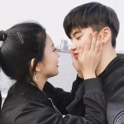 他把你当备胎,你却问什么时候在一起