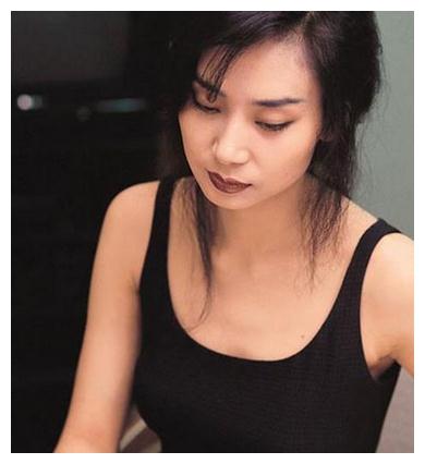 35岁女生头像女强人痛心