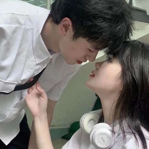 温柔纯欲风情侣头像