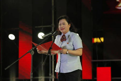 巾帼向党百年启航2021年平顶山银行杯广场舞视频大赛颁奖晚会昨晚闪耀鹰城