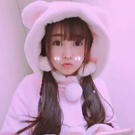适合13岁女生的qq头像