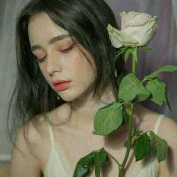 微博最新欧美女生头像霸气冷艳人总是口是心非说着言不由衷的话