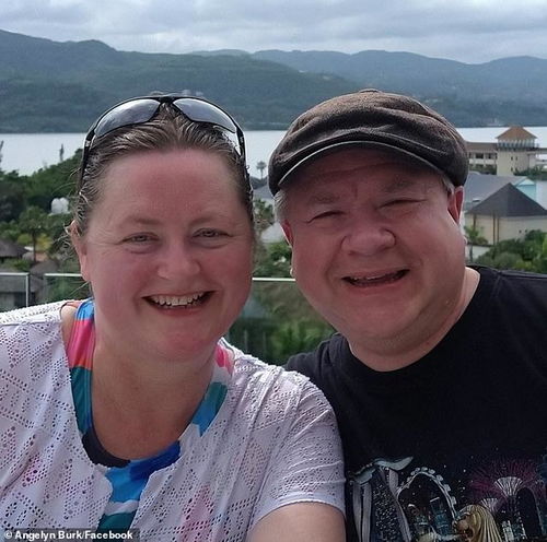 美国50岁夫妇辞职卖光家产,退休爽住游轮比房贷便宜多了