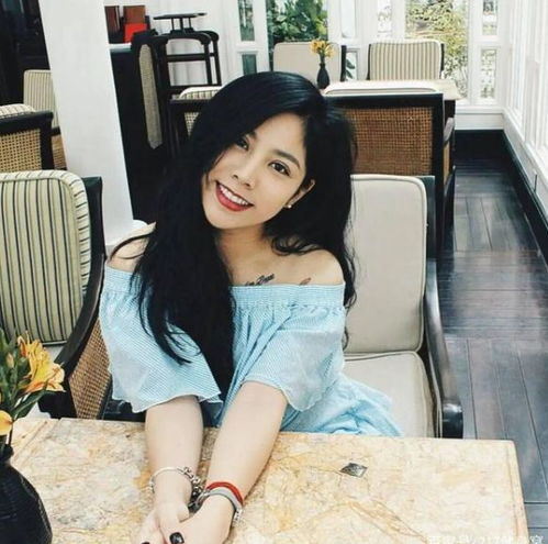 她是越南最美女机长,35岁依旧美似少女,快来看看她是怎么保养的