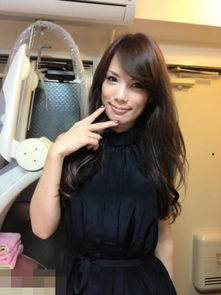 日本43岁美女外婆走红脸蛋身材似少女
